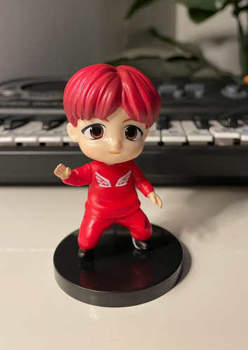 Tiny tan Figure j-hope