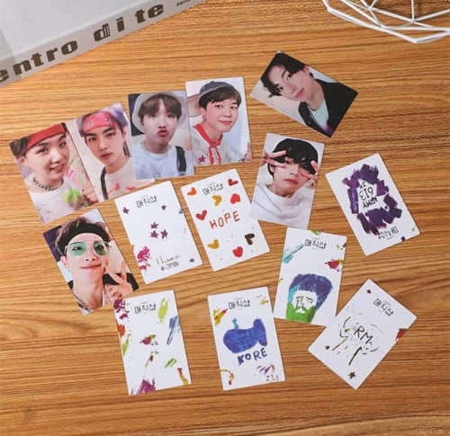 مجموعة فوتوكارد BTS - مع تصاميهم الخاصة بالخلف