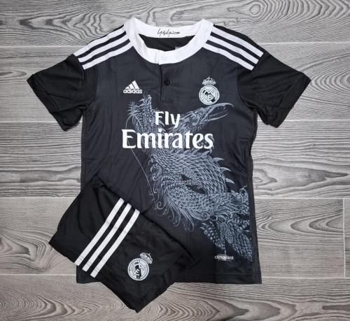 طقم ريال مدريد 2015 كلاسيك ولادي