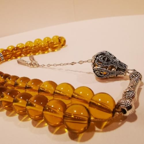 سبحة حجر السترين الأصفر