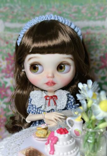 Alice doll