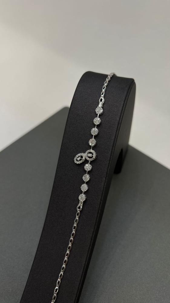 طقم الماس، ذهب عيار  18