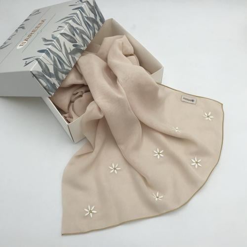 Yasmeen Scarf/F4