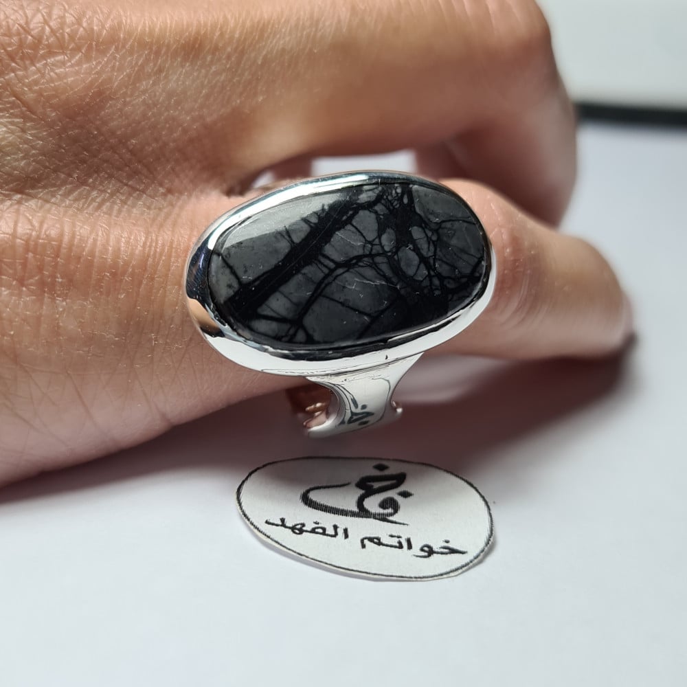 حجر كريم عقيق يمني طبيعي احجار كريمة مجوهرات ياقوت زفير زمرد الماس