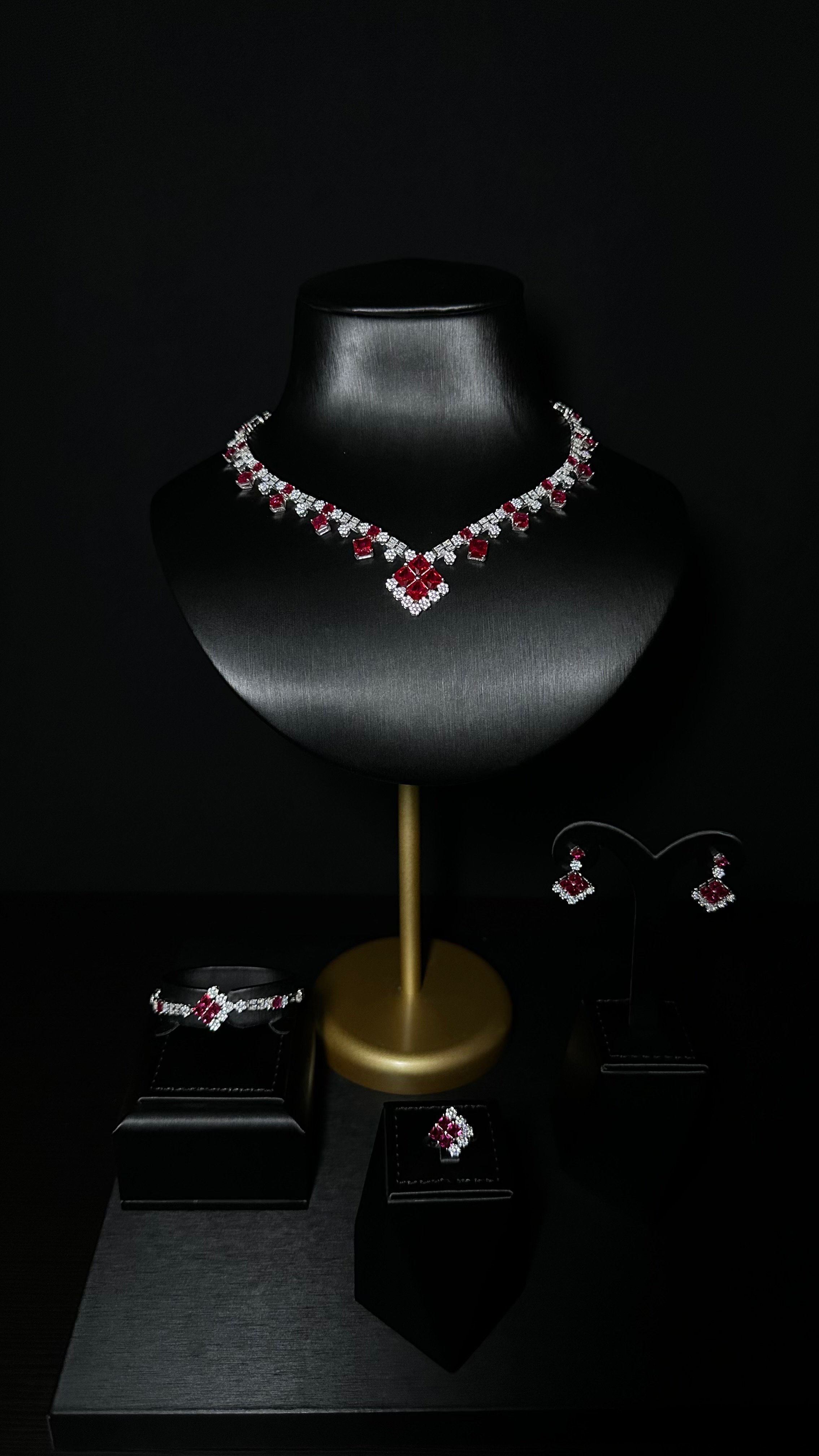 طقم فضه تصميم الماس