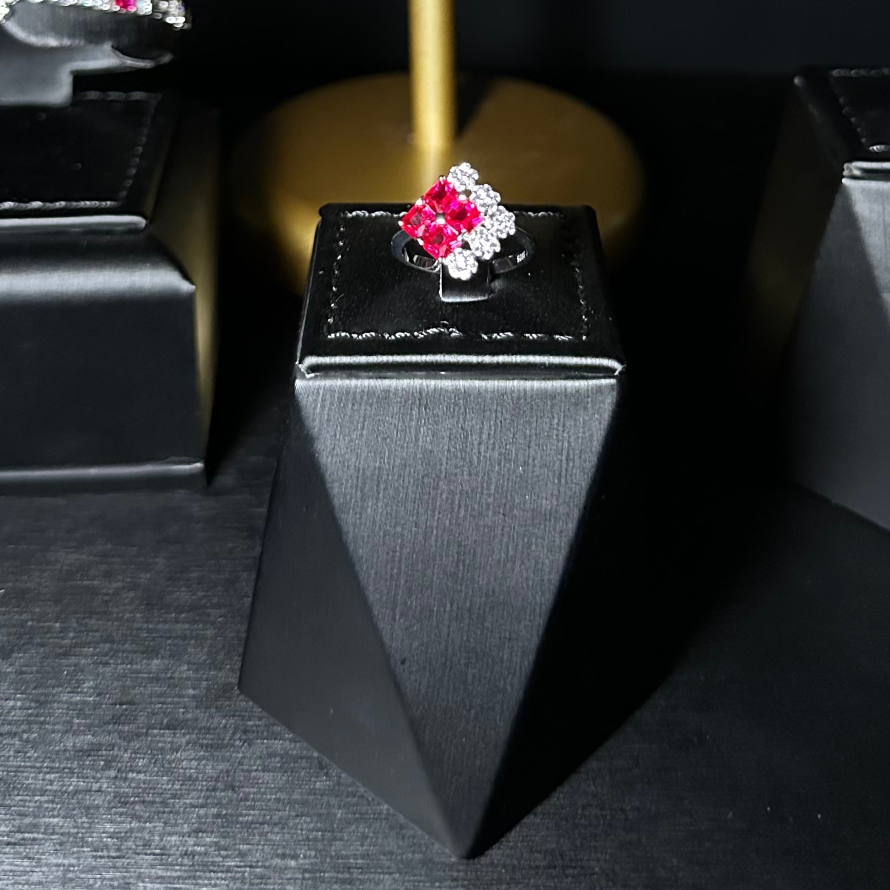 طقم فضه تصميم الماس