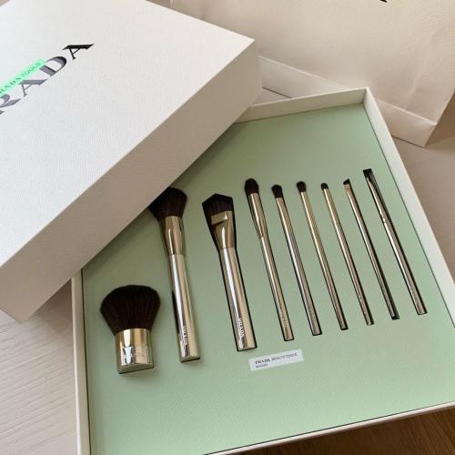 Prada brushes set