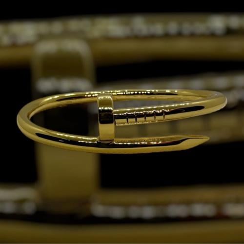 (أكسسوار مطلي)كارتير جست اند كلو ذهبي "Cartier