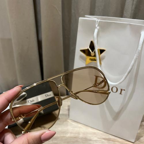 ديور DIOR (1-40)