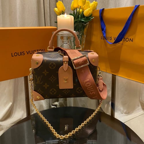 Louis Vuitton Capucin 21cm لويس فيتون - SHOSHO BOUTIQUE