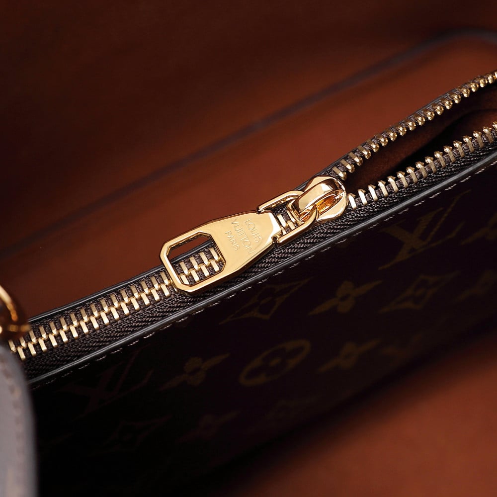 لويس فيتون نيونو LouisVuitton