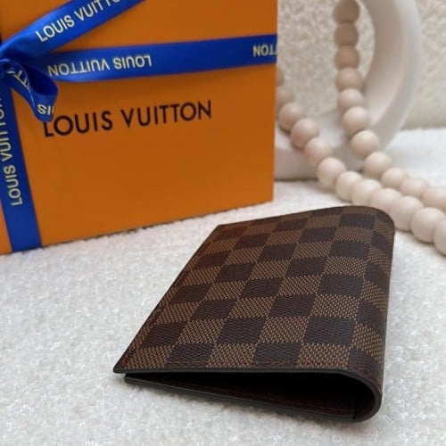 محفظة لويس فيتون wallet  LOUIS VIUTTON