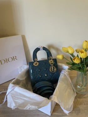LADY DIOR SMALL SIZE ( 20 CM )