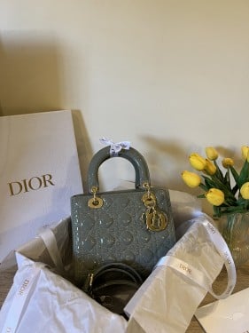 LADY DAIOR MEDIUM SIZE ( 24 CM )