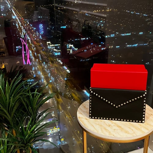 باوتش فالنتين أسود POUCH BLACK VALoENTINO