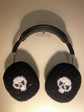 Skull headphone cover