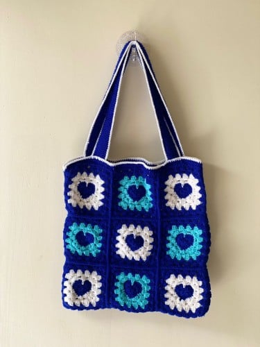 Hearts crochet totebag