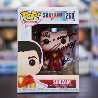 Funko POP! Heroes: Shazam - Shazam signed by  Zachary Levi