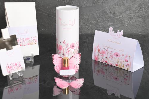 مجموعه(12) مريات مع مناديل مع فرشة مكياج وربع تولة...