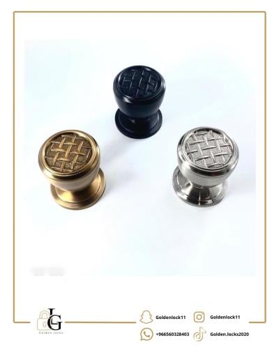 مقبض باب دائري ثابت