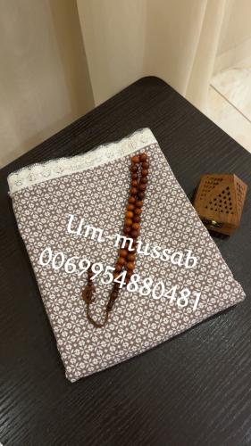 شرشف صلاة مشجر (موديل اللف)