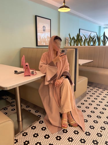 Barbie Abaya