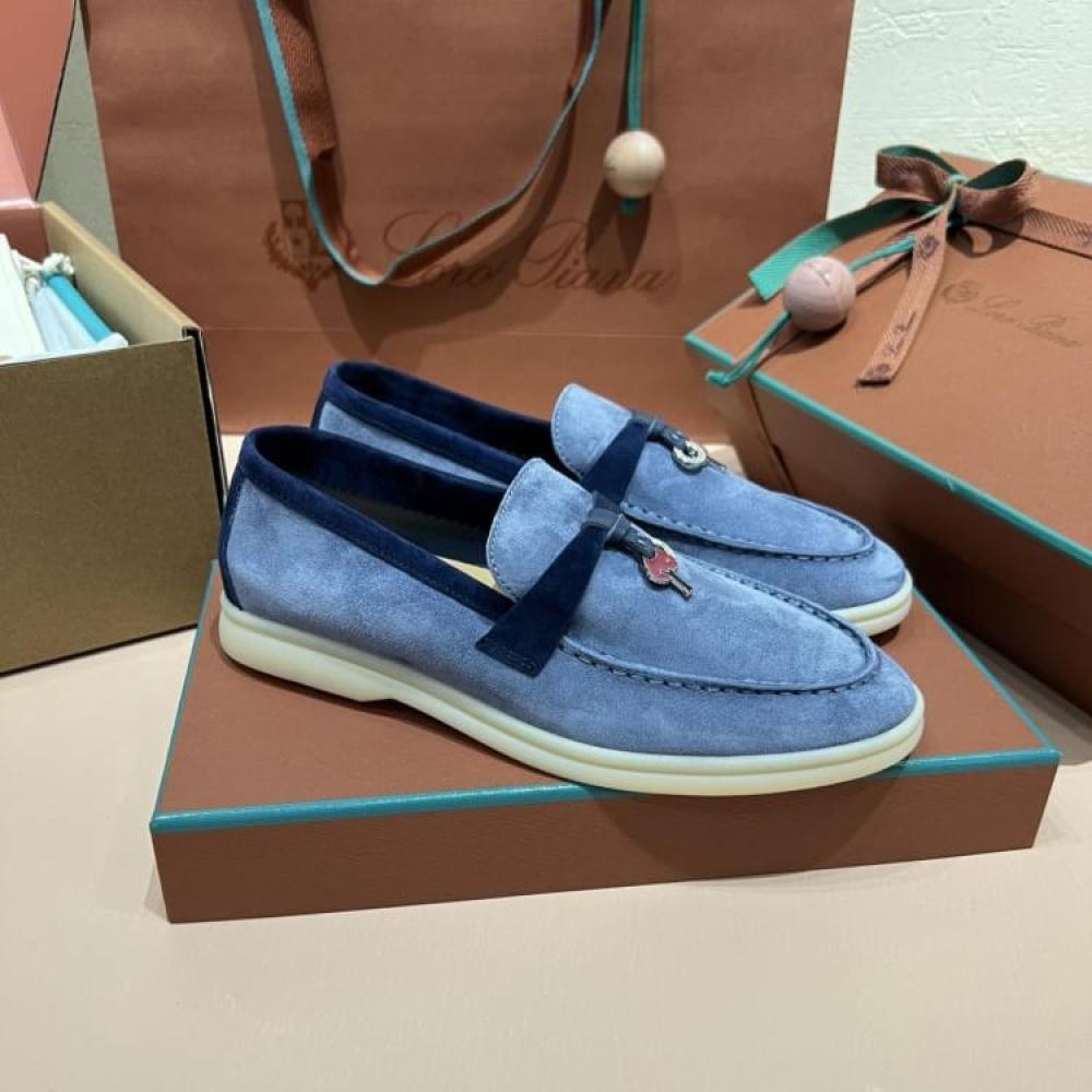 كاجوال Loro Piana