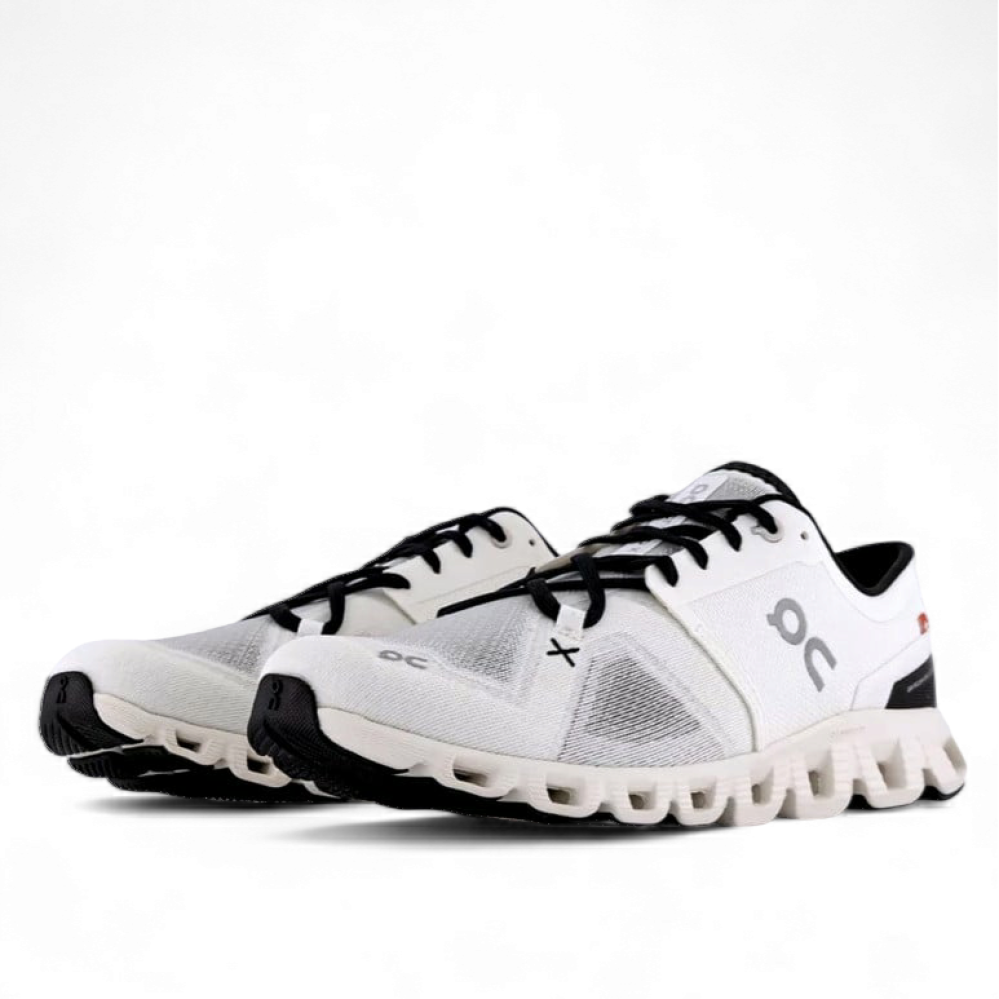 حذاء On Cloud x3