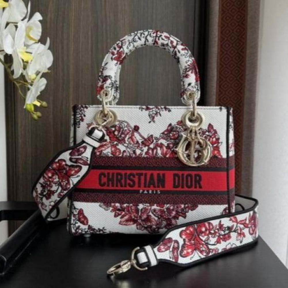 شنطة كريستيان ديور Christian Dior