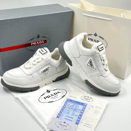 كاجوال PRADA
