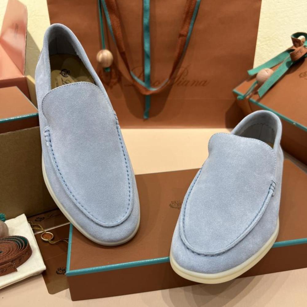 كاجوال Loro Piana