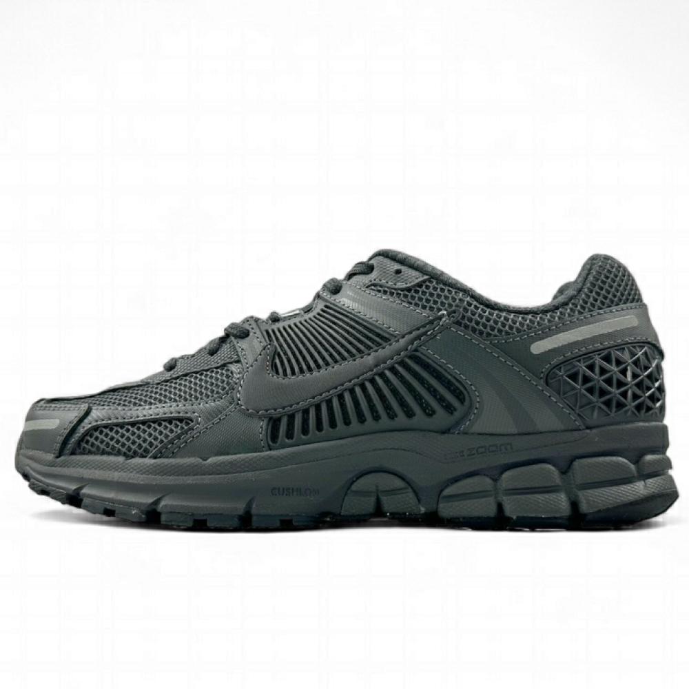 Nike Air Zoom Vomero 5