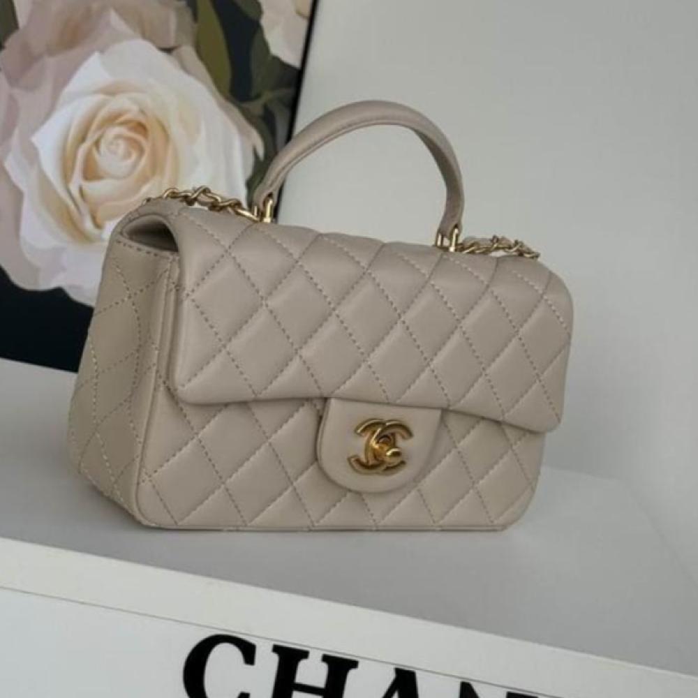 شنطة Chanel Mini Buckle