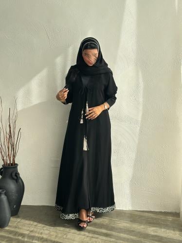كلفه تطريز اسفل العبايه