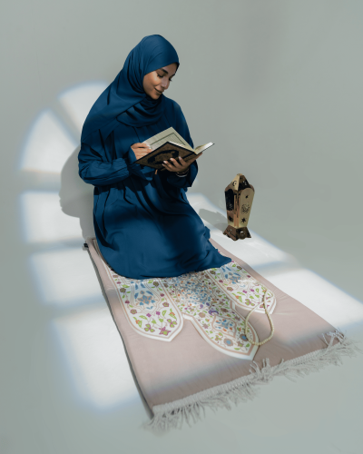 سجادة صلاة ربيع الساجدين