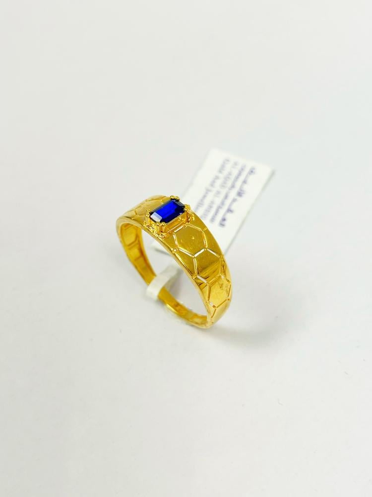 خاتم ذهب عيار 21 بفص أزرق - لمسة راقية.