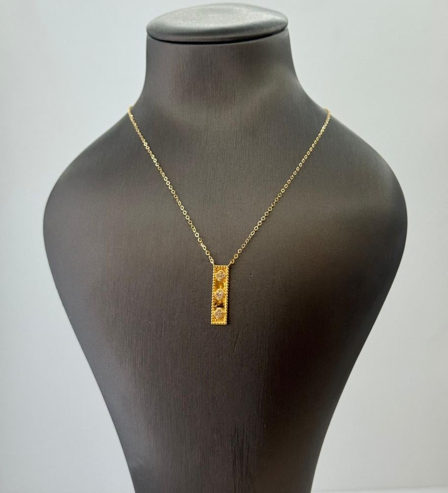 21 karat gold necklace