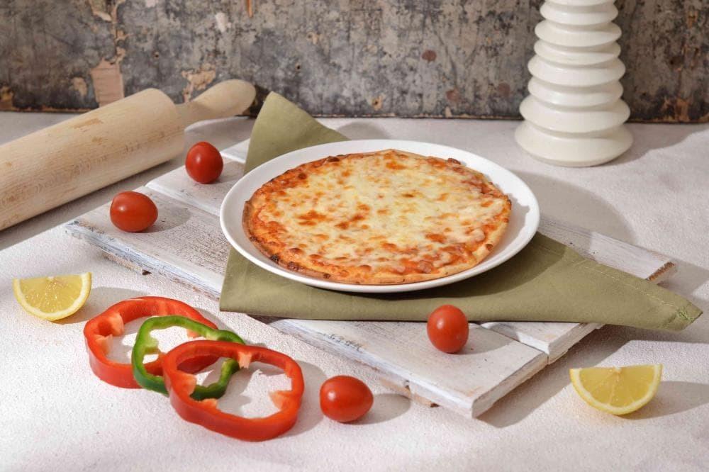 الفرق بين البيتزا المجمدة والبيتزا الطازجة