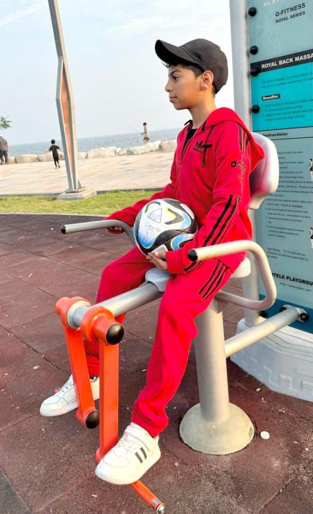 طقم اطفال احمر شتوي قطعتين(جاكيت/بنطلون)