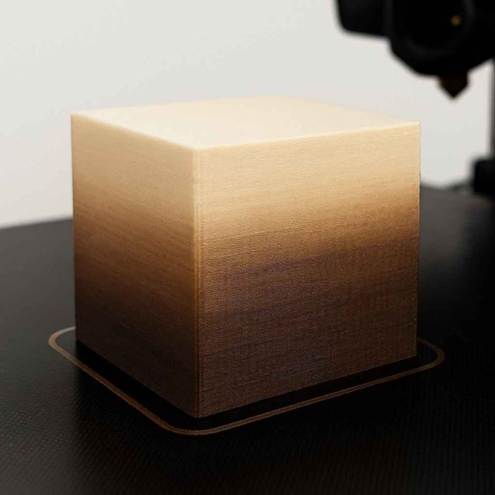 تجربتنا مع خيوط Wood PLA: كيف تغيّر الحرارة اللون فعليًا؟