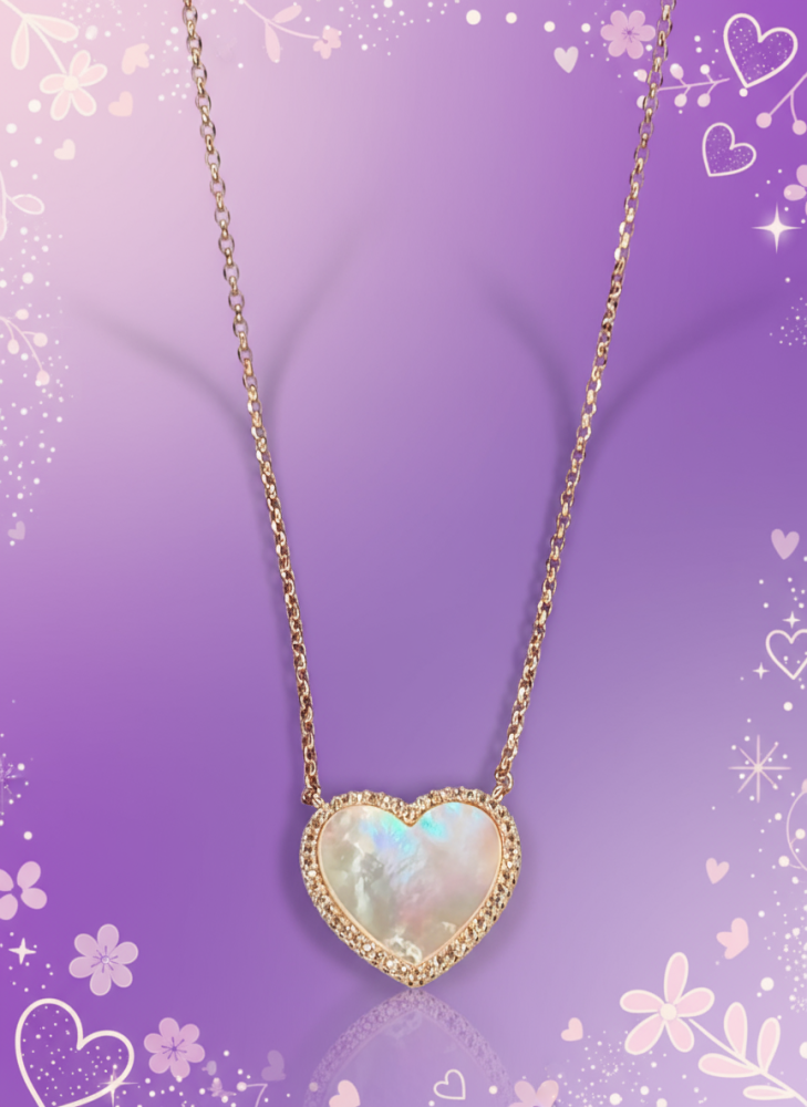 قلادة ذهبي بقلادة قلب – لمسة رومانسية وفخامة ناعمة