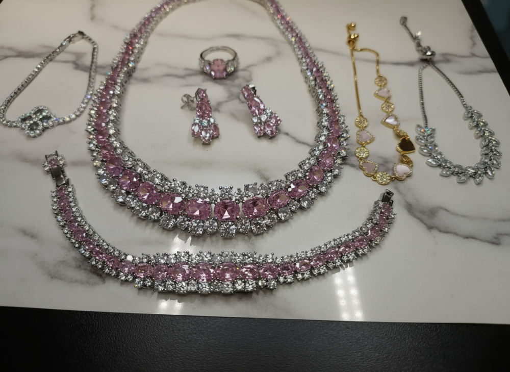 بكج لمسة أنوثة