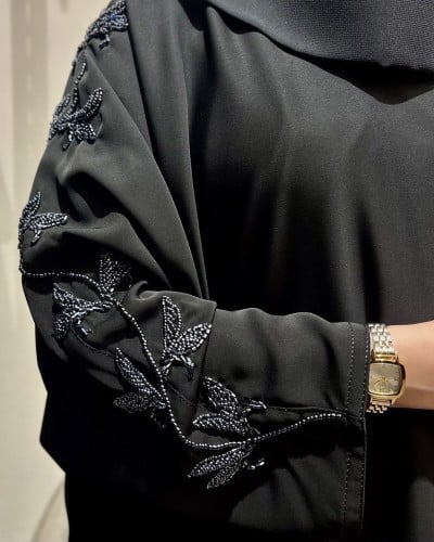 عباية تطريز يدوي