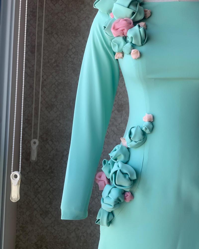 فستان تفني كم طويل مزين بالورد