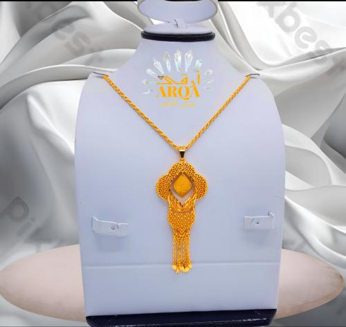 عقد ناعم تصميم مميز مطلي ذهب عيار 21