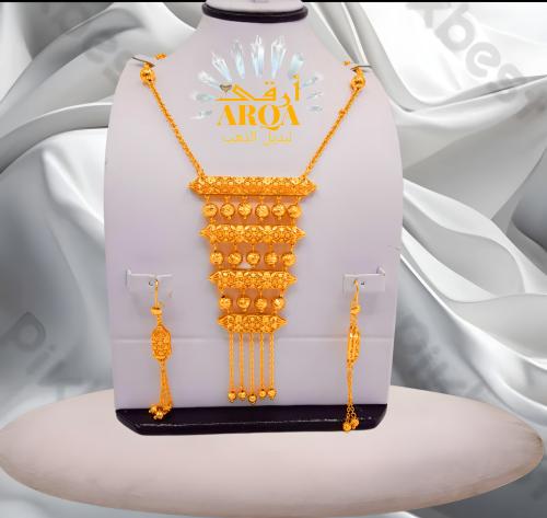 عقد تصميم فخم مطلي ذهب عيار 21