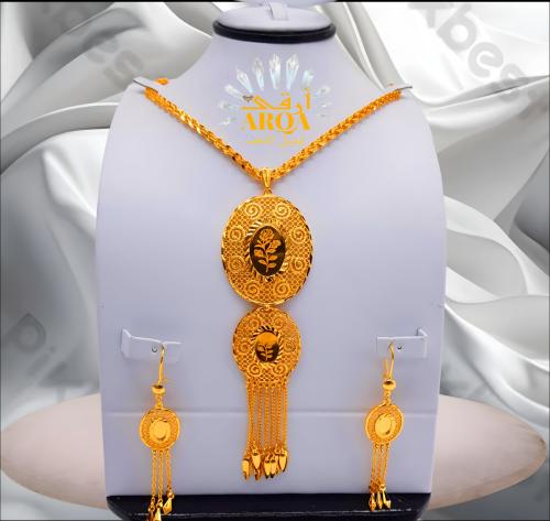 عقد ناعم تصميم مميز مطلي ذهب عيار 21
