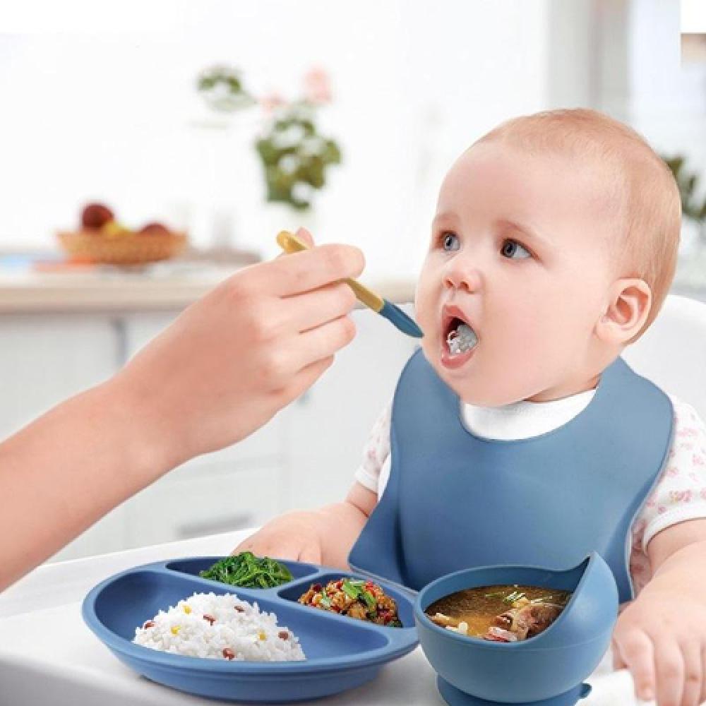 طقم تغذية للأطفال 10 قطع سيليكون –لونين