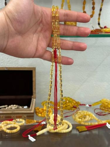 سبحة كهرمان شفاف