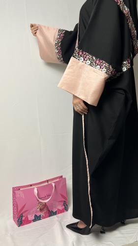 عباية الورد